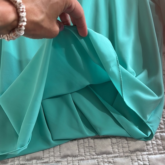 Beautiful Bebe Top 💎 - Picture 6 of 12